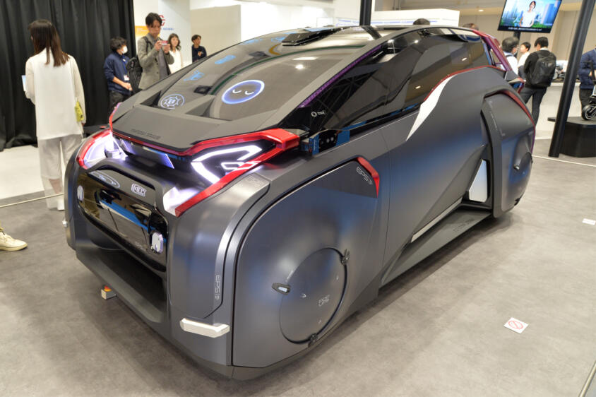 水素ステーションが少ないならカートリッジ化しちゃえ！　夢かと思ったらじつは超現実的な豊田合成の水素カートリッジ