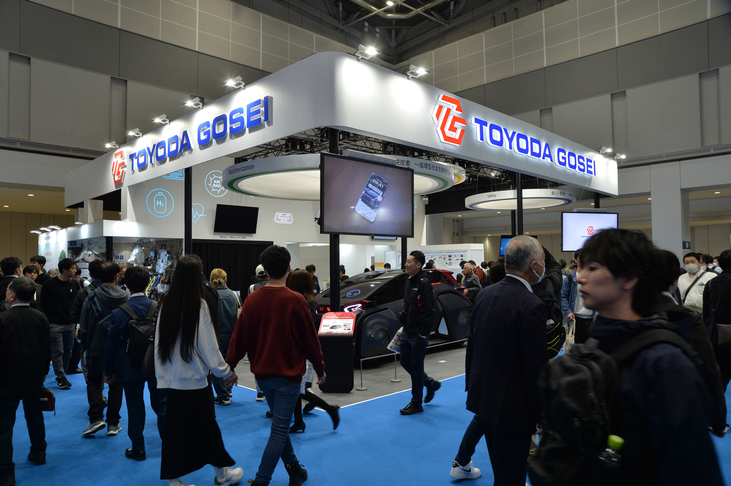 ジャパンモビリティショー2025の豊田合成のブース