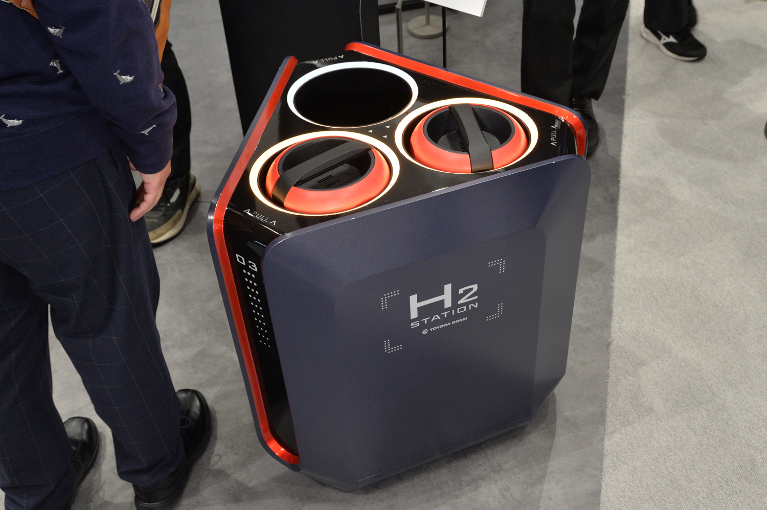 豊田合成のH2カートリッジ