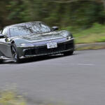 【画像】【試乗】やっぱりフェラーリのV12は裏切らない！　どこまでも走って行けそうな快速GT性能を引っ提げた「ドーディチ・チリンドリ」の魅力 〜 画像54