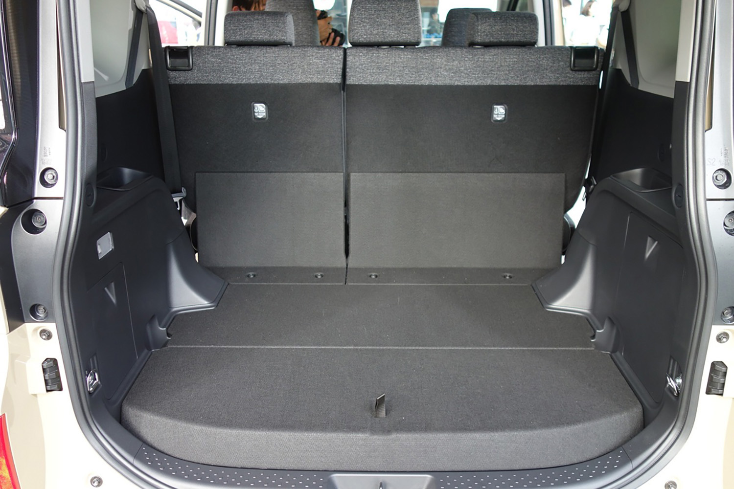 ワゴン並みにラゲッジが使えるクルマはまだまだあった 〜 画像5