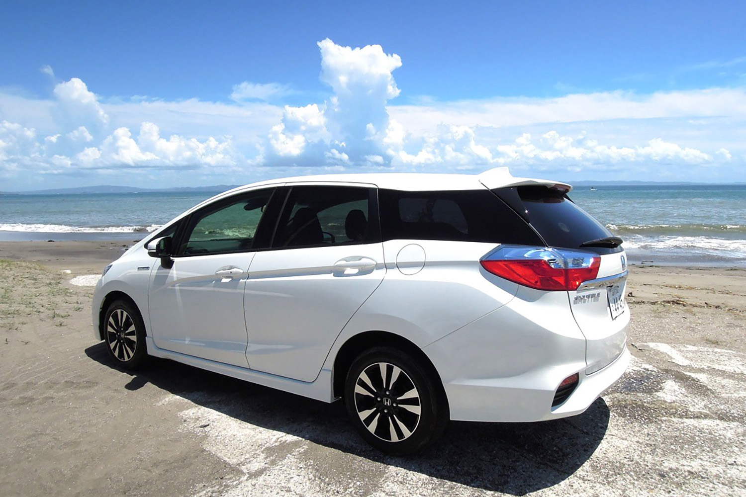 ホンダ・シャトルのリヤスタイリング