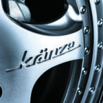 【画像】往年の名作ホイールが現代的エッセンスを加えて新境地へ！　社会現象を巻き起こしたウェッズの「バズレイア」が６ホールで再降臨 〜 画像3