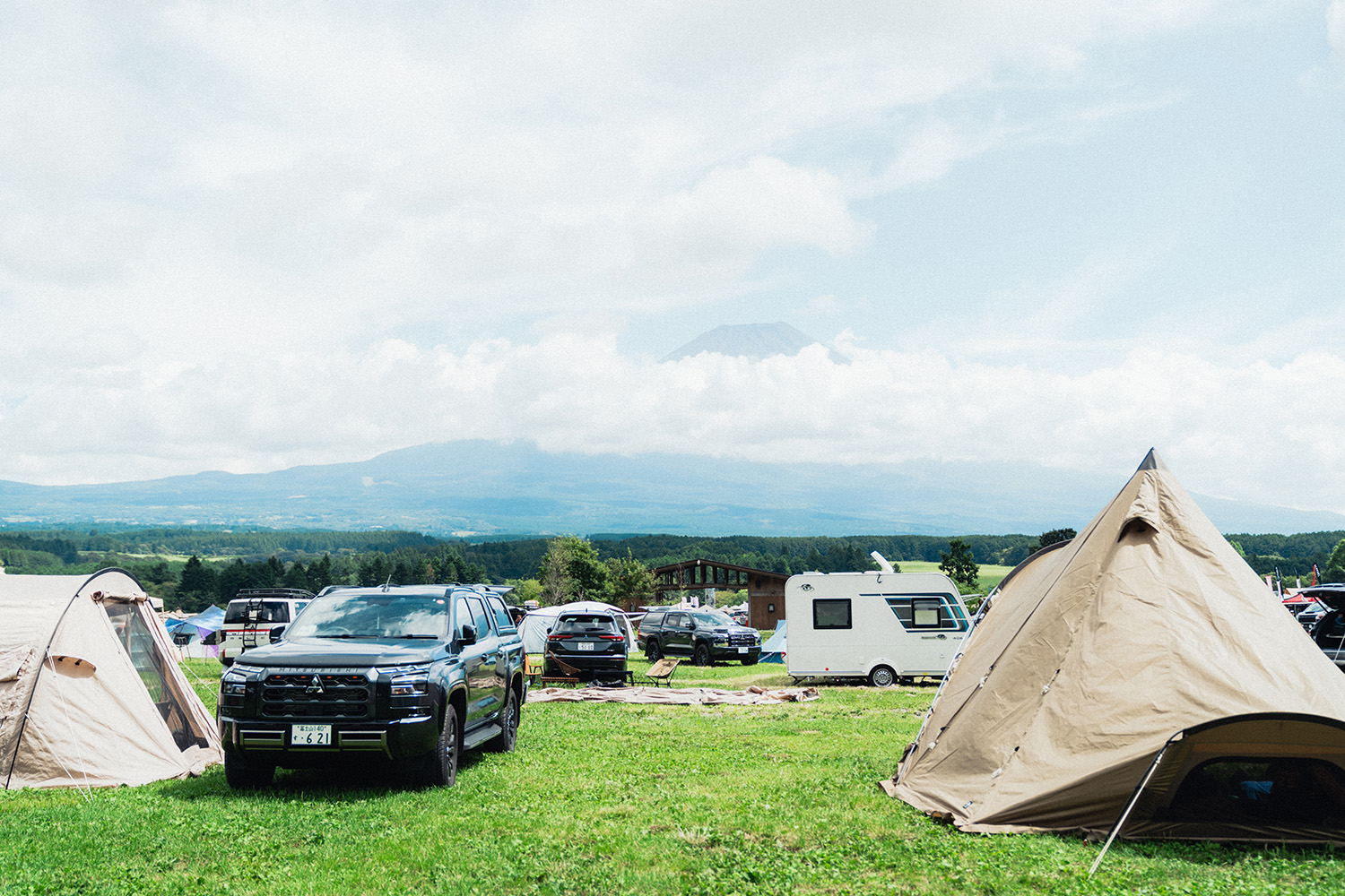 オフロードや登坂の体験もできる「スターキャンプ2025 in 朝霧高原」で三菱車のスゴさを知った【メーカー編】