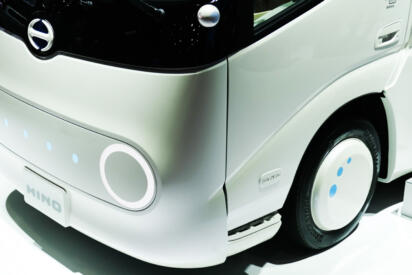 プロフィアのFCEVにデュトロのEV！　日野は水素にも電気にも本気だった【ジャパンモビリティショー2025】