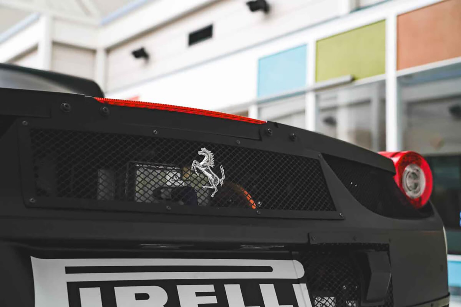 公道やサーキットも走行不可の「F150 M4」が約1億7882万円で落札 〜 画像24