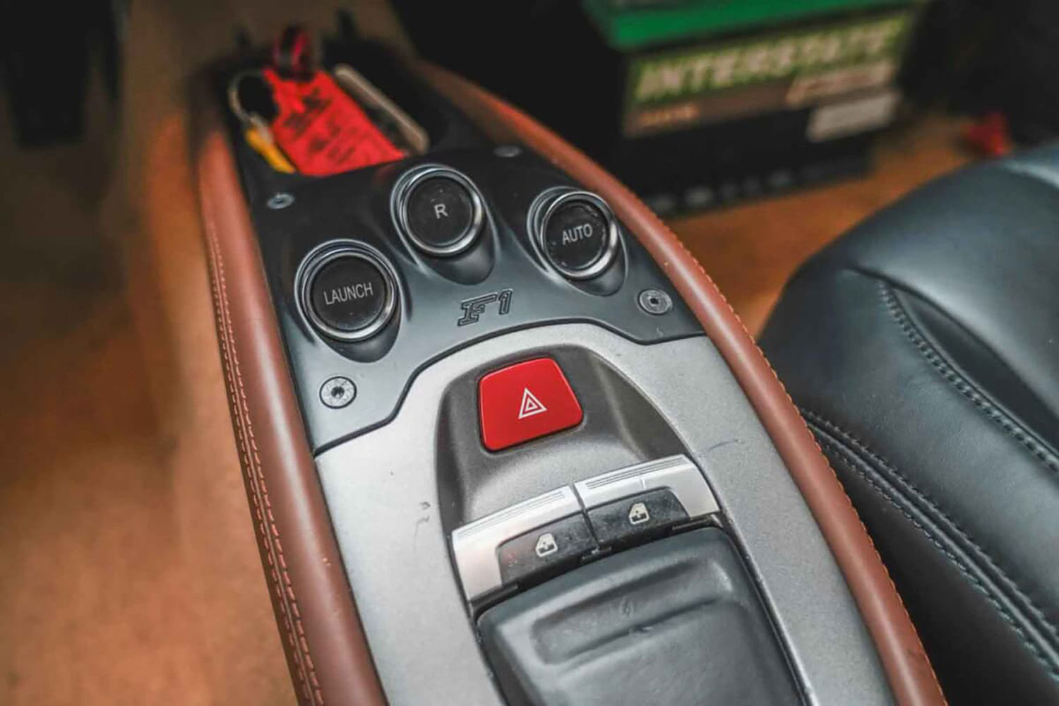 公道やサーキットも走行不可の「F150 M4」が約1億7882万円で落札 〜 画像6