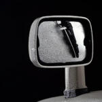 【画像】イマドキの若者からしたら「冗談でしょ？」　昭和のクルマに大マジで採用されていた装備４選 〜 画像1