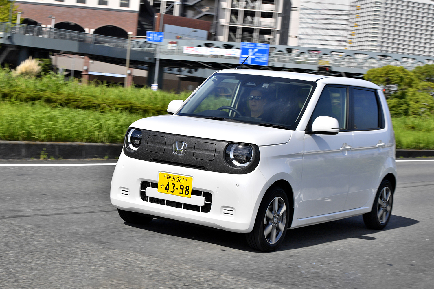 ホンダN-ONE e:に中谷明彦が試乗