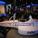 【画像】ホントにこれ同じゲームかよ……没入感がヤバイ！　HRCが作った本物のフォーミュラカーを使ったレースシム筐体が衝撃だった 〜 画像3