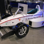 【画像】ホントにこれ同じゲームかよ……没入感がヤバイ！　HRCが作った本物のフォーミュラカーを使ったレースシム筐体が衝撃だった 〜 画像10