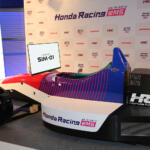 【画像】ホントにこれ同じゲームかよ……没入感がヤバイ！　HRCが作った本物のフォーミュラカーを使ったレースシム筐体が衝撃だった 〜 画像12