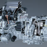 【画像】最近ちょっと元気ないけど……頑張れフィット！　33年間絶対王者のカローラを抜いたホンダ・フィットの衝撃を振り返る 〜 画像3