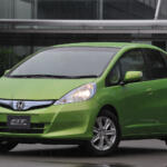 【画像】最近ちょっと元気ないけど……頑張れフィット！　33年間絶対王者のカローラを抜いたホンダ・フィットの衝撃を振り返る 〜 画像10