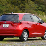 【画像】最近ちょっと元気ないけど……頑張れフィット！　33年間絶対王者のカローラを抜いたホンダ・フィットの衝撃を振り返る 〜 画像17