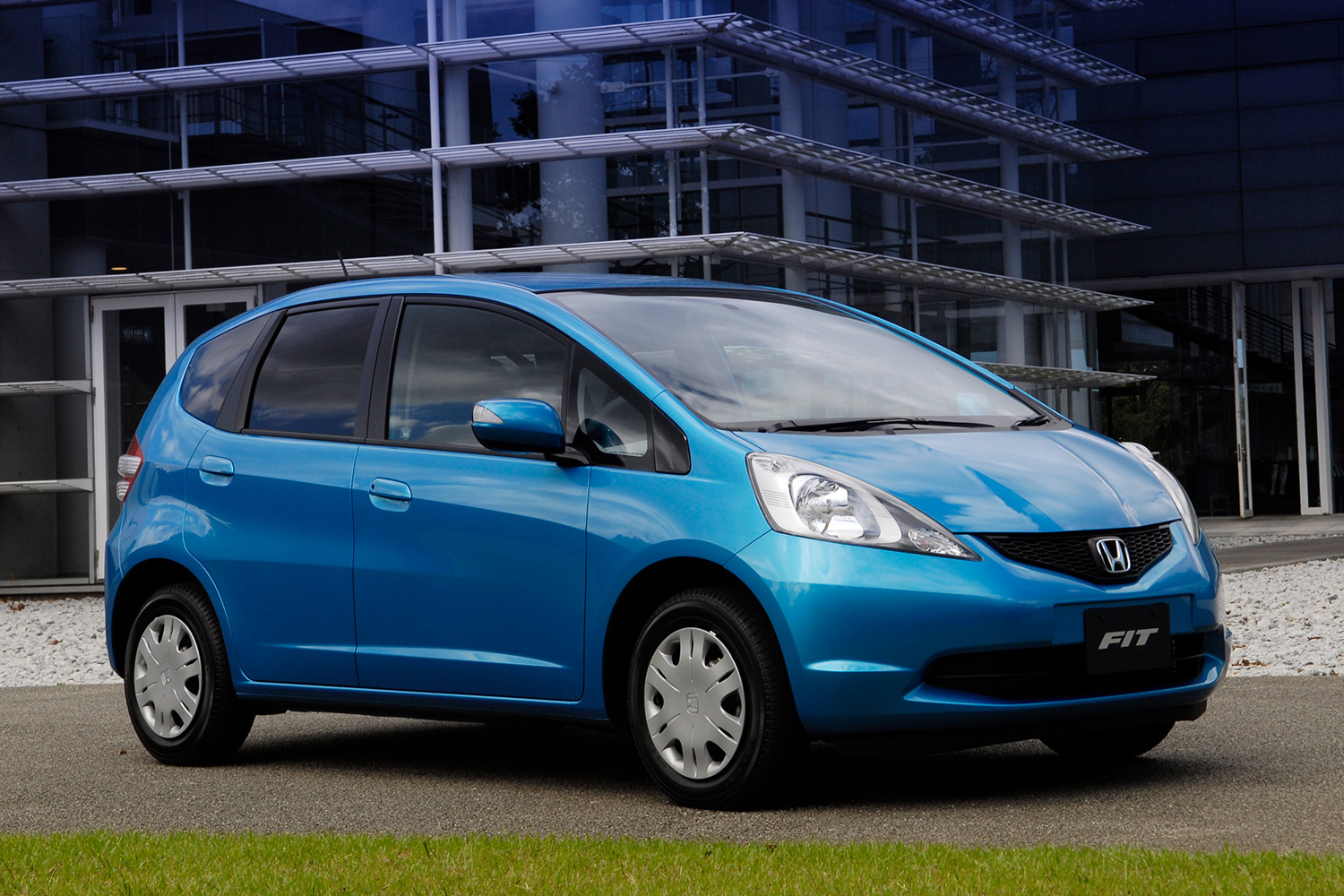 今まで歩んできた「フィット」の歴史を初代から現行型までプレイバック 〜 画像5