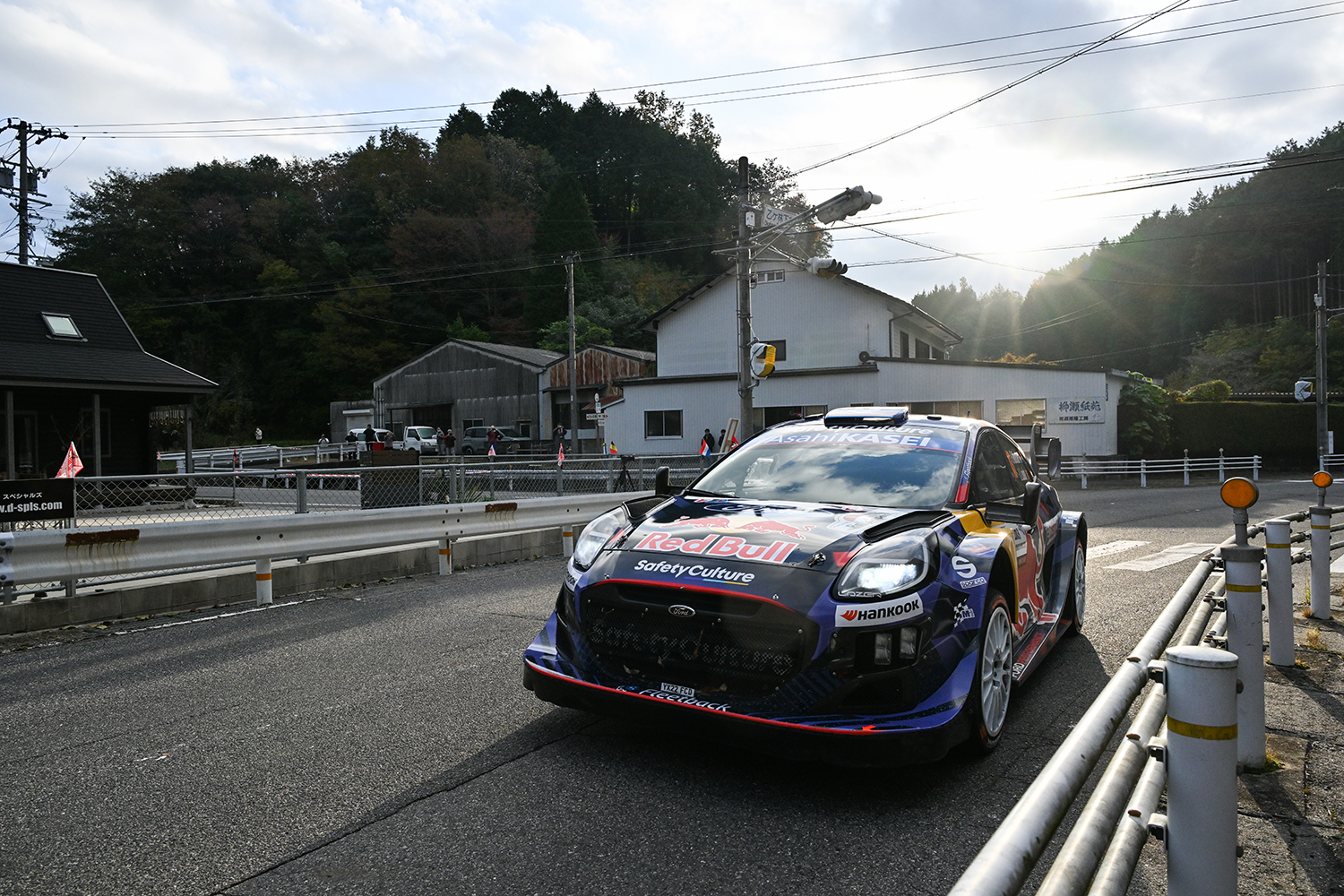 見事トヨタ勢が表彰台を独占! バラエティに富んだステージに加え運営や動員も上々のラリー・ジャパンの総括 〜 画像16