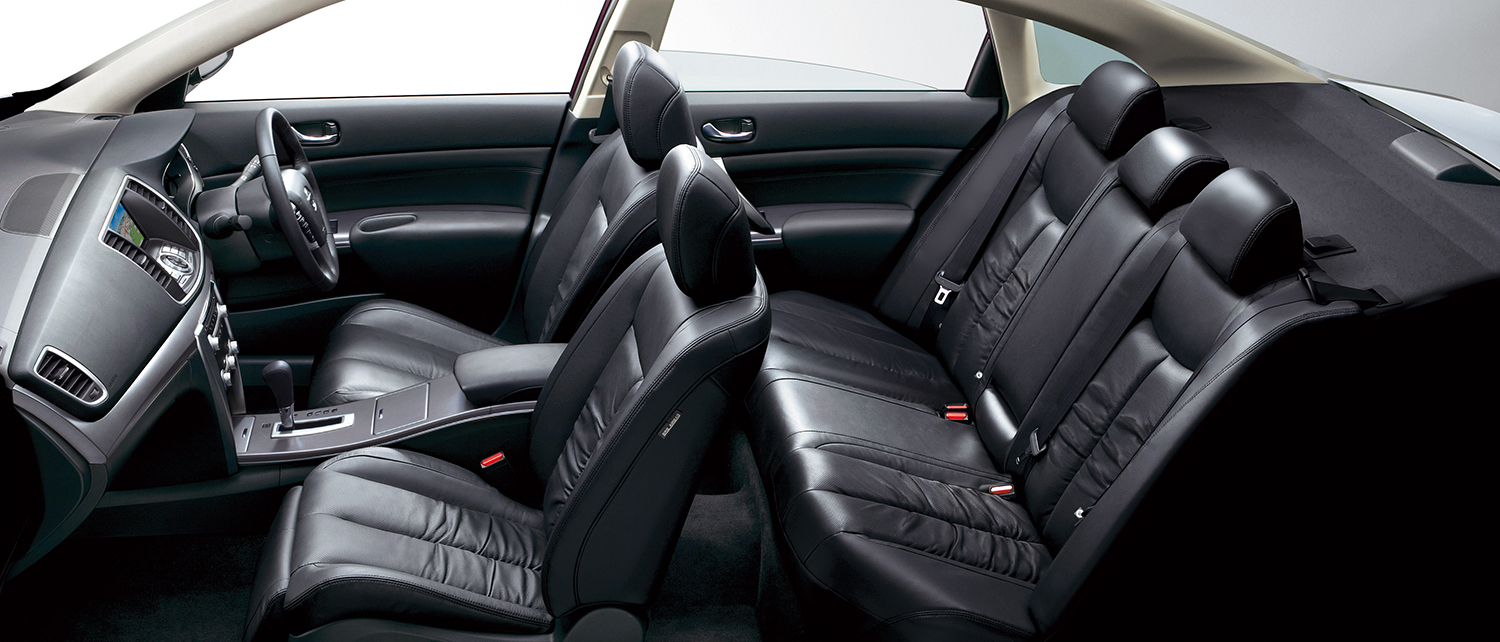 2代目日産ティアナのインテリア 〜 画像13