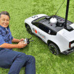 【画像】【独占試乗!!】世界陸上2025で芝生を走りまわっていた「Honda 0 SUV」の「RCカー」を走らせてみた！ 〜 画像35