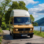 【画像】キャンピングカーというよりラウンジカー！　メルセデス謹製の「マルコポーロ」の贅を極めた中身をとくとご覧あれ 〜 画像1