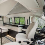 【画像】キャンピングカーというよりラウンジカー！　メルセデス謹製の「マルコポーロ」の贅を極めた中身をとくとご覧あれ 〜 画像15