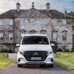 【画像】キャンピングカーというよりラウンジカー！　メルセデス謹製の「マルコポーロ」の贅を極めた中身をとくとご覧あれ 〜 画像20