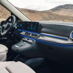 【画像】キャンピングカーというよりラウンジカー！　メルセデス謹製の「マルコポーロ」の贅を極めた中身をとくとご覧あれ 〜 画像23