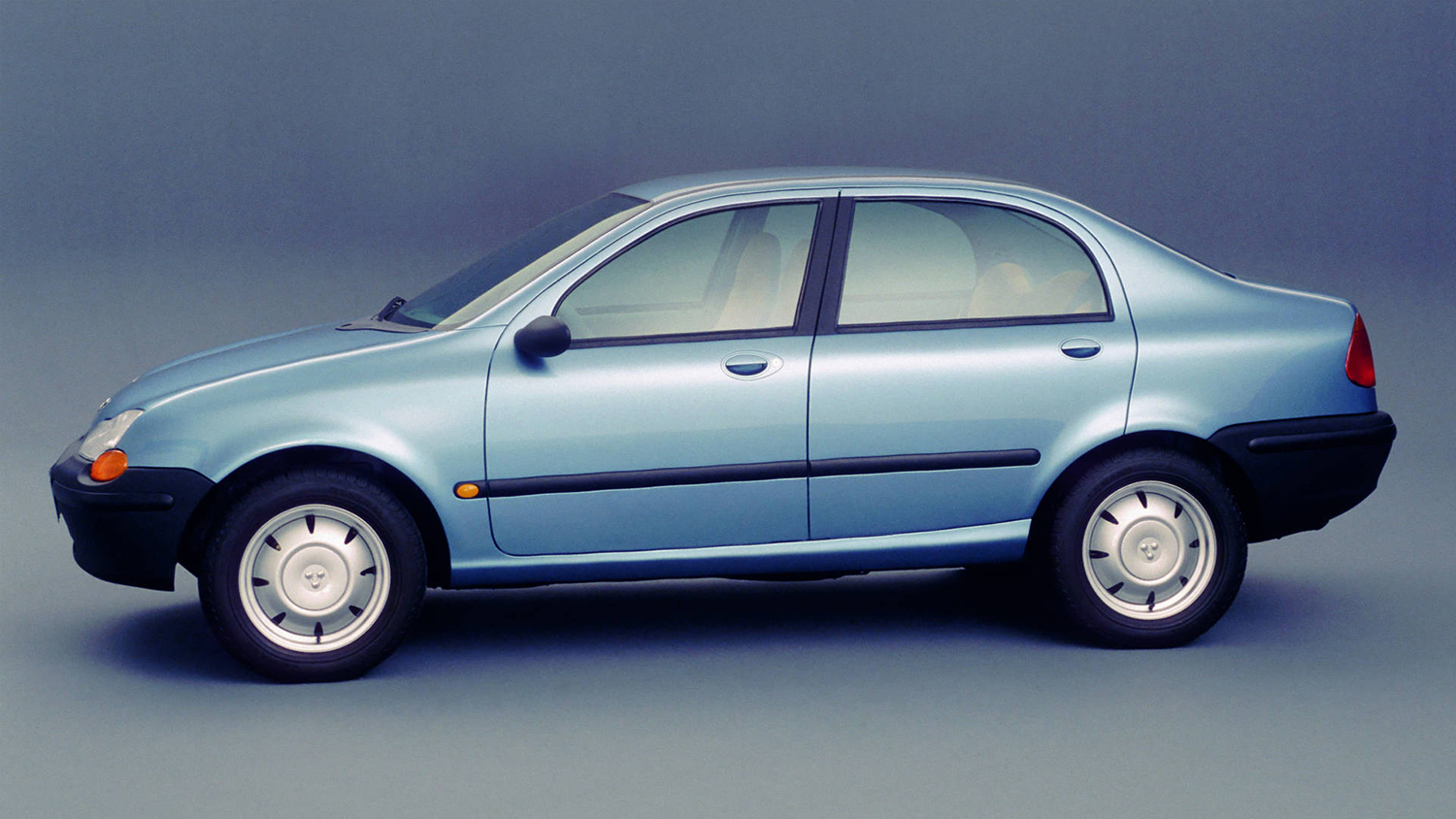 ポルシェC88のサイドビュー 〜 画像2