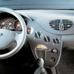 【画像】このチープなクルマを「ポルシェ」が開発って……ファンは泣きたくなるぞ！　中国政府の依頼で作るもボツにされた「C88」というポルシェ渾身の人民車 〜 画像5