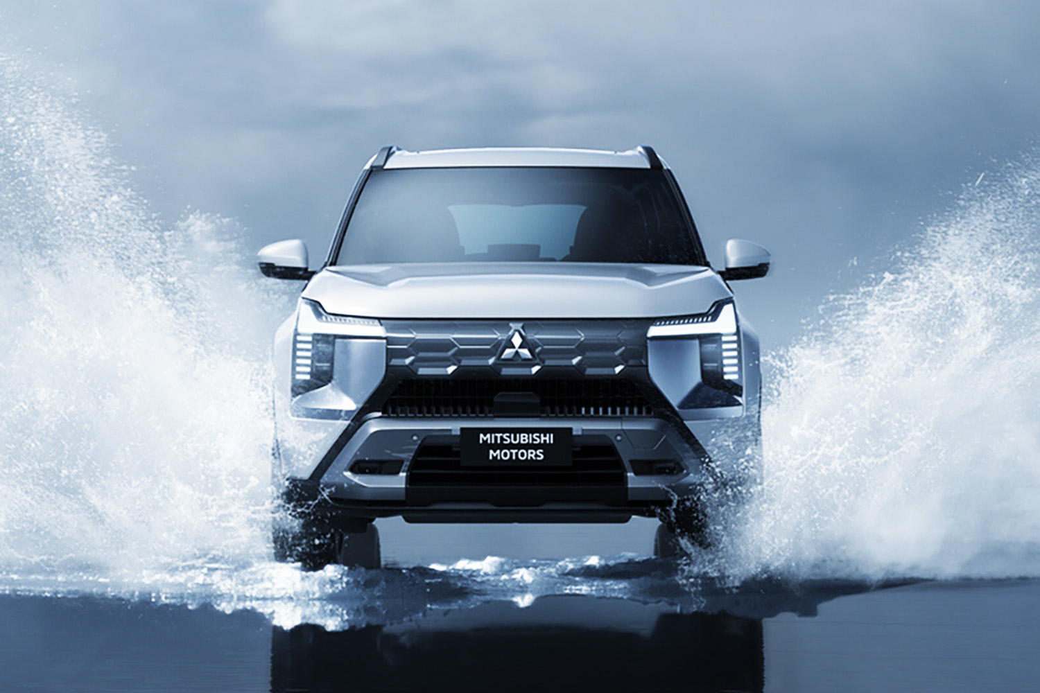 魅力的なパッケージの三菱「デスティネーター」が日本で売れる予感しかしない件