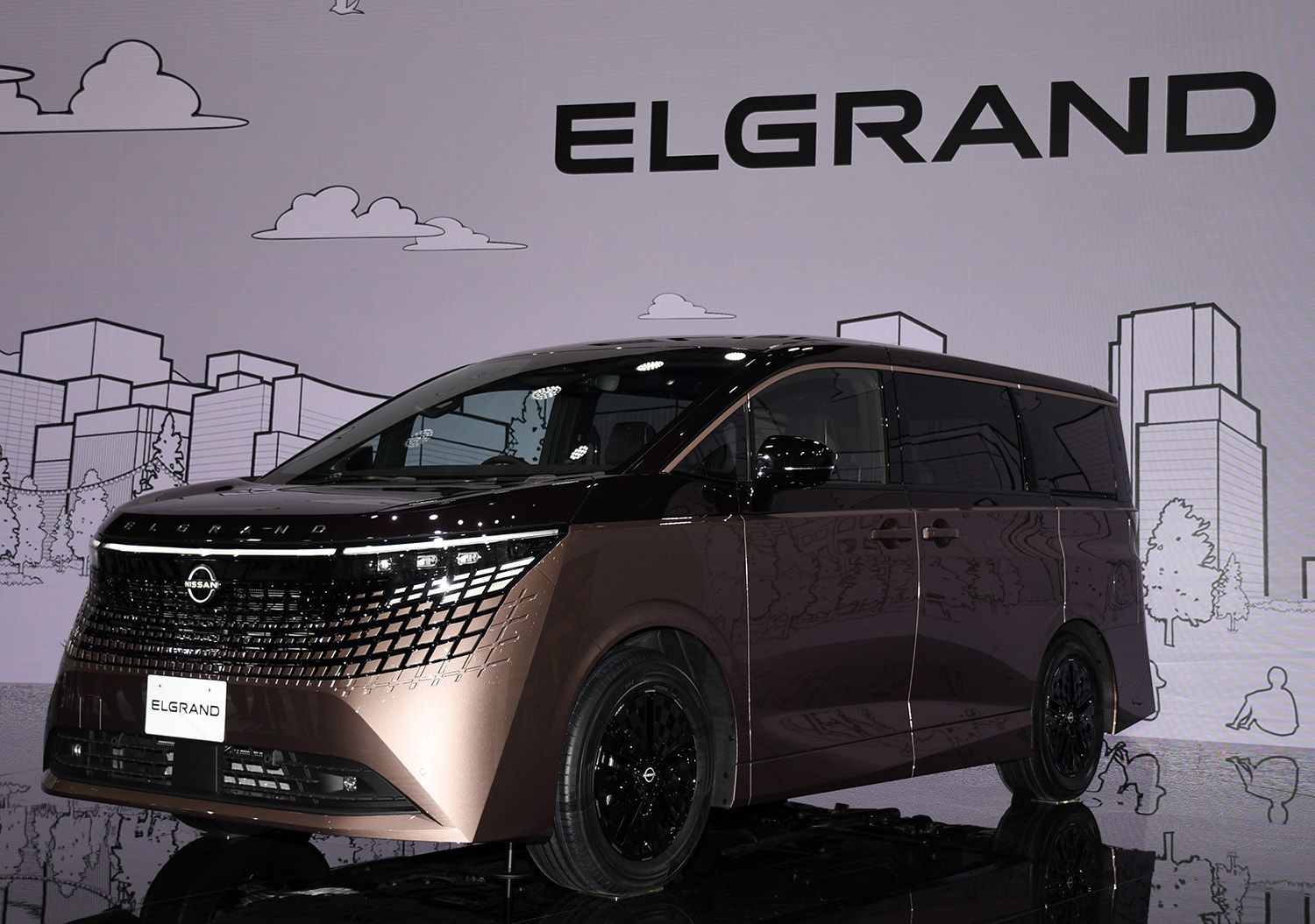 日産エルグランドのフロントスタイリング 〜 画像11