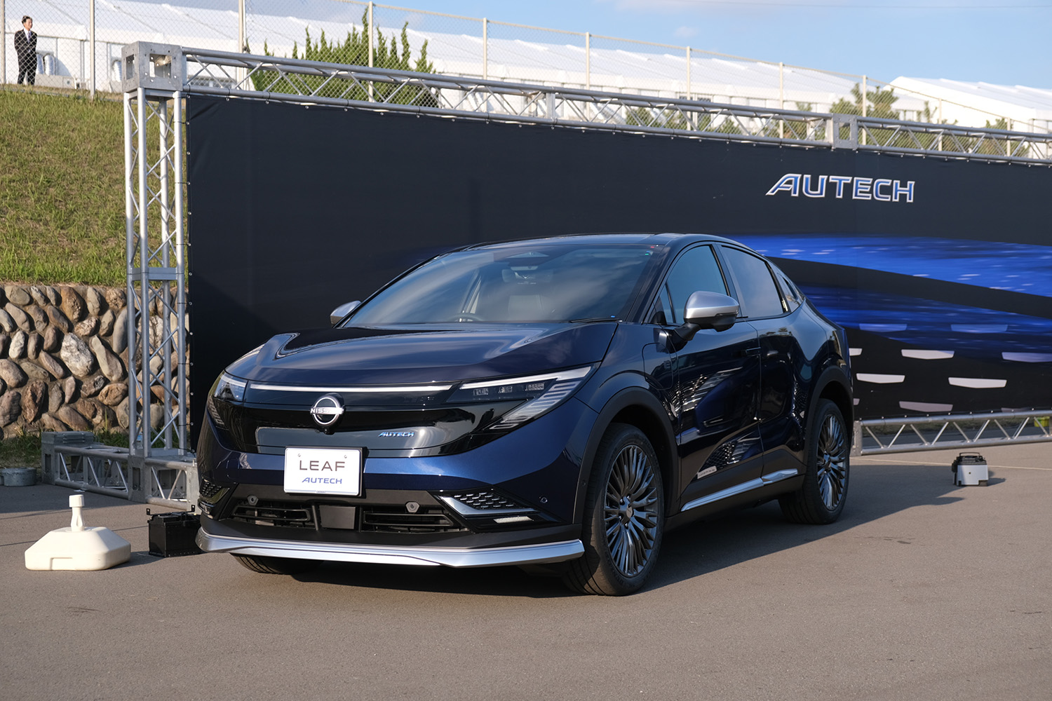 新型リーフ オーテックのフロントスタイリング 〜 画像16