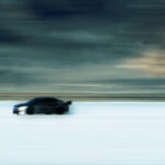 【画像】ジャガーXJ220をぶち抜いたのが「XF」　だと？　常軌を逸した360km/hオーバーの「ロケットスポーツXFR V8」という怪物セダン 〜 画像1