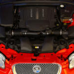 【画像】ジャガーXJ220をぶち抜いたのが「XF」　だと？　常軌を逸した360km/hオーバーの「ロケットスポーツXFR V8」という怪物セダン 〜 画像14