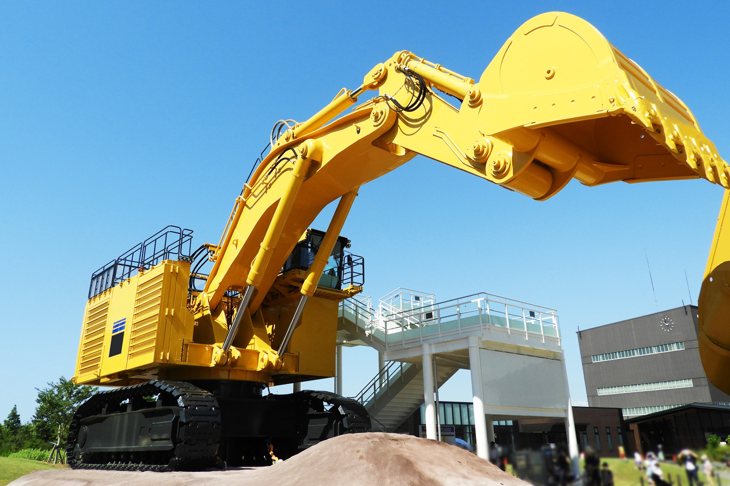 業界ならではの奇想天外なクルマのネーミングをご紹介