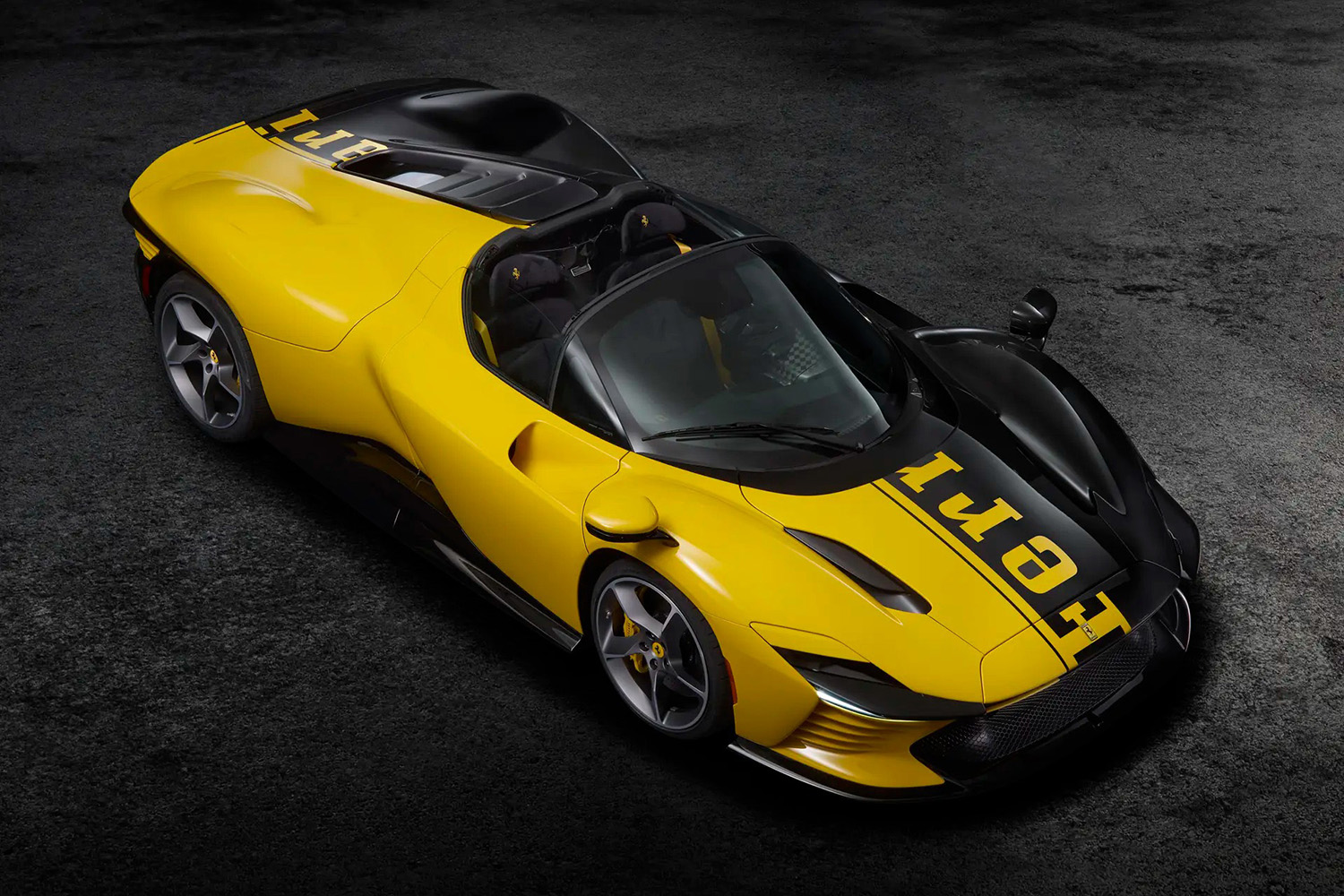 フェラーリ・デイトナSP3 "599+1"のフロントスタイリング 〜 画像21