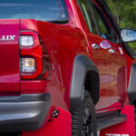 【画像】【試乗】TRDがイジればトヨタ車はなんでも楽しくなる！　86・ハイラックス・ハイエースのコンプリートモデルに一気乗りした 〜 画像15