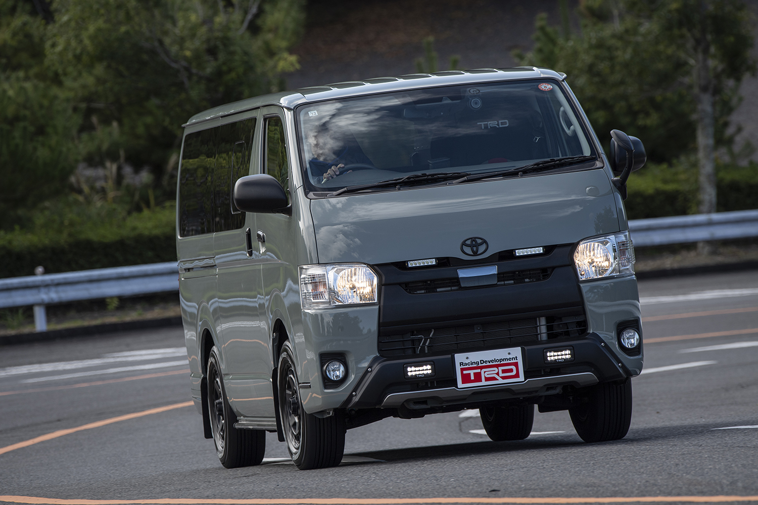 メーカー系チューニングブランドの合同試乗会でTRDのコンプリートカーに試乗 〜 画像29