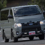 【画像】【試乗】TRDがイジればトヨタ車はなんでも楽しくなる！　86・ハイラックス・ハイエースのコンプリートモデルに一気乗りした 〜 画像30