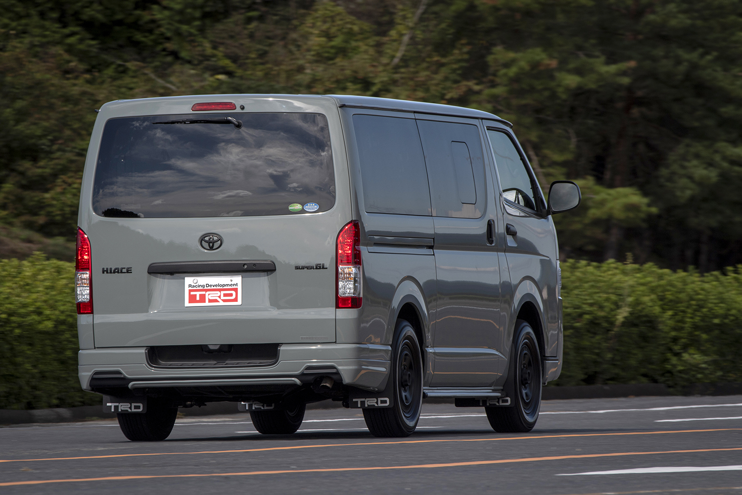 メーカー系チューニングブランドの合同試乗会でTRDのコンプリートカーに試乗 〜 画像33