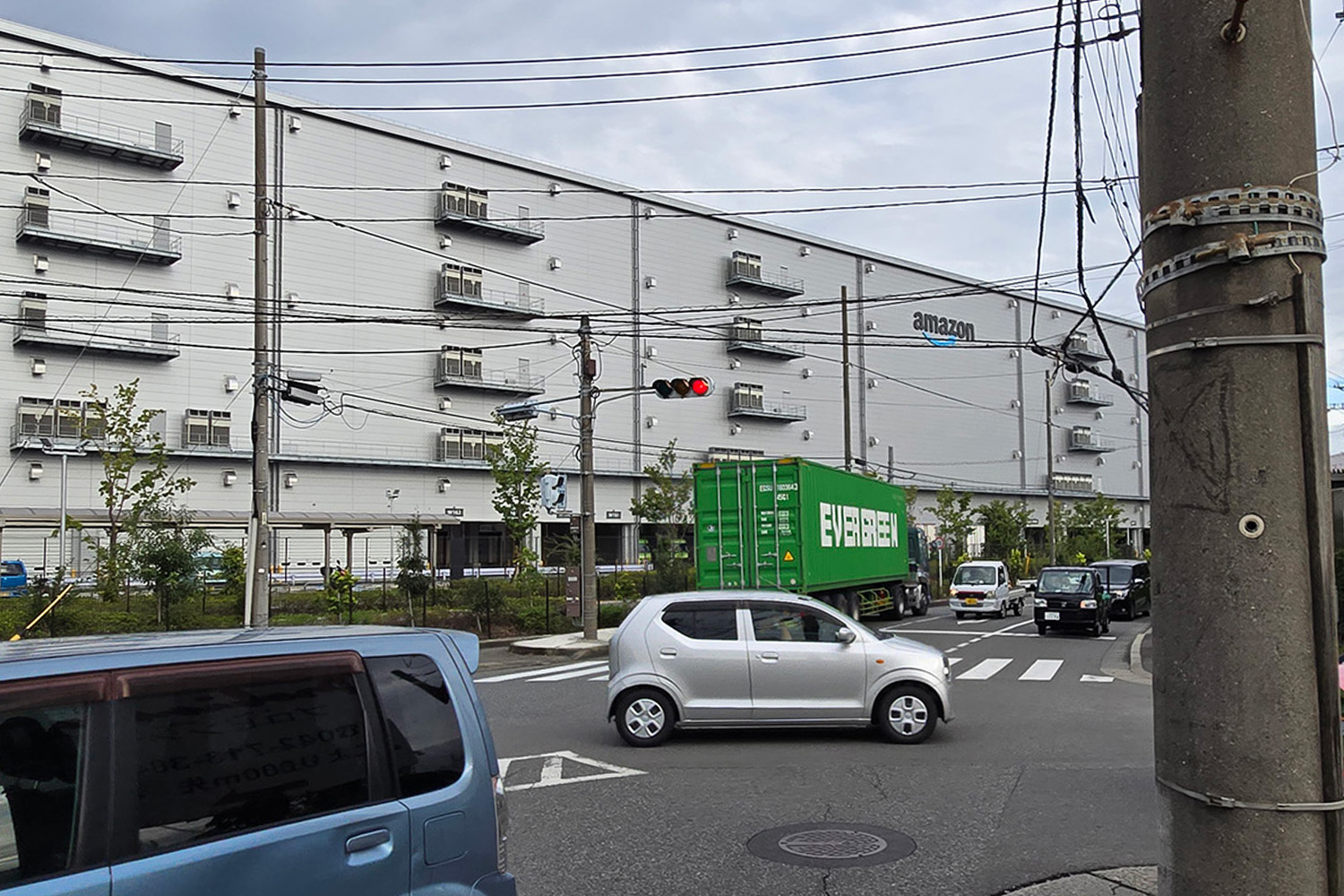 大型物流センター周辺の道路