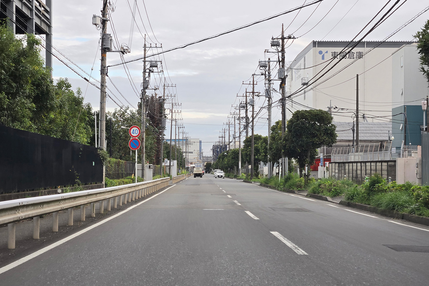 大型物流センター周辺の道路