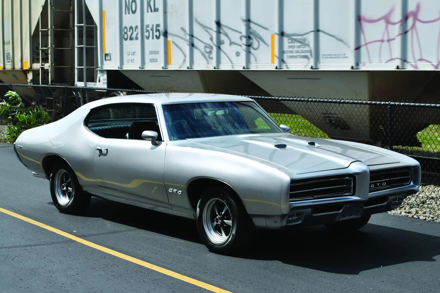 2代目ポンティアックGTOのフロントスタイリング 〜 画像5