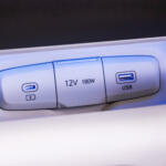 【画像】いまどきのクルマ選びはココも重要！　USBポートの数と種類をチェックすべし 〜 画像17