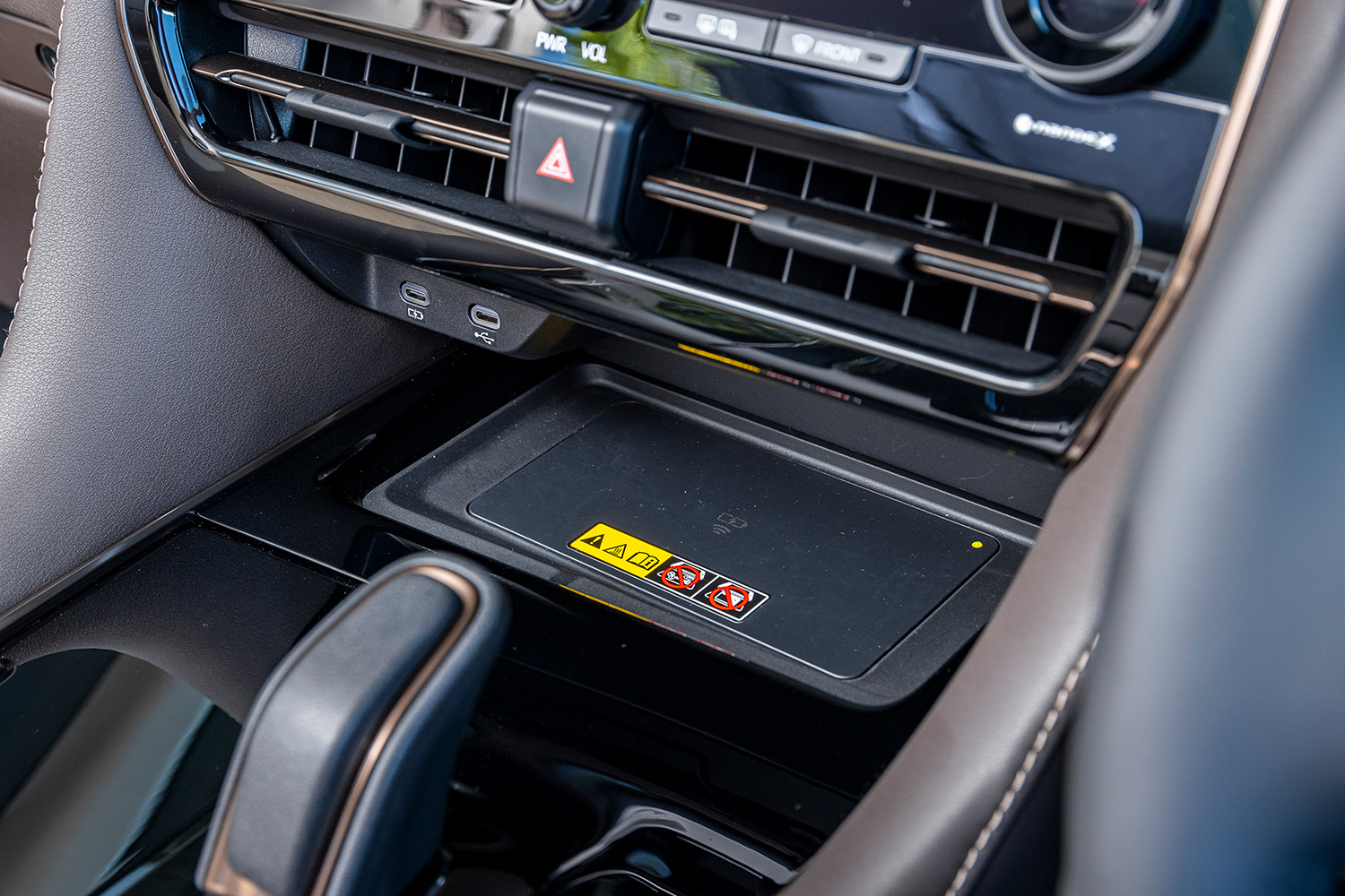 イマドキ車内装備じゃ当たり前の「USB端子」には規格の違いや正しい使い方があった 〜 画像12