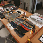 【画像】知れば知るほど引き込まれる「ネグローニ」の世界！　ドライビングシューズの工房に潜入したらついつい２足も買ってしまった 〜 画像7