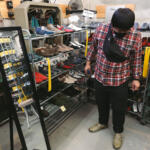 【画像】知れば知るほど引き込まれる「ネグローニ」の世界！　ドライビングシューズの工房に潜入したらついつい２足も買ってしまった 〜 画像15