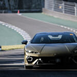 【画像】【試乗】新世代スモールランボは920馬力を誰でも操れる！　驚速「テメラリオ」の性能をとことん味わってみた 〜 画像11