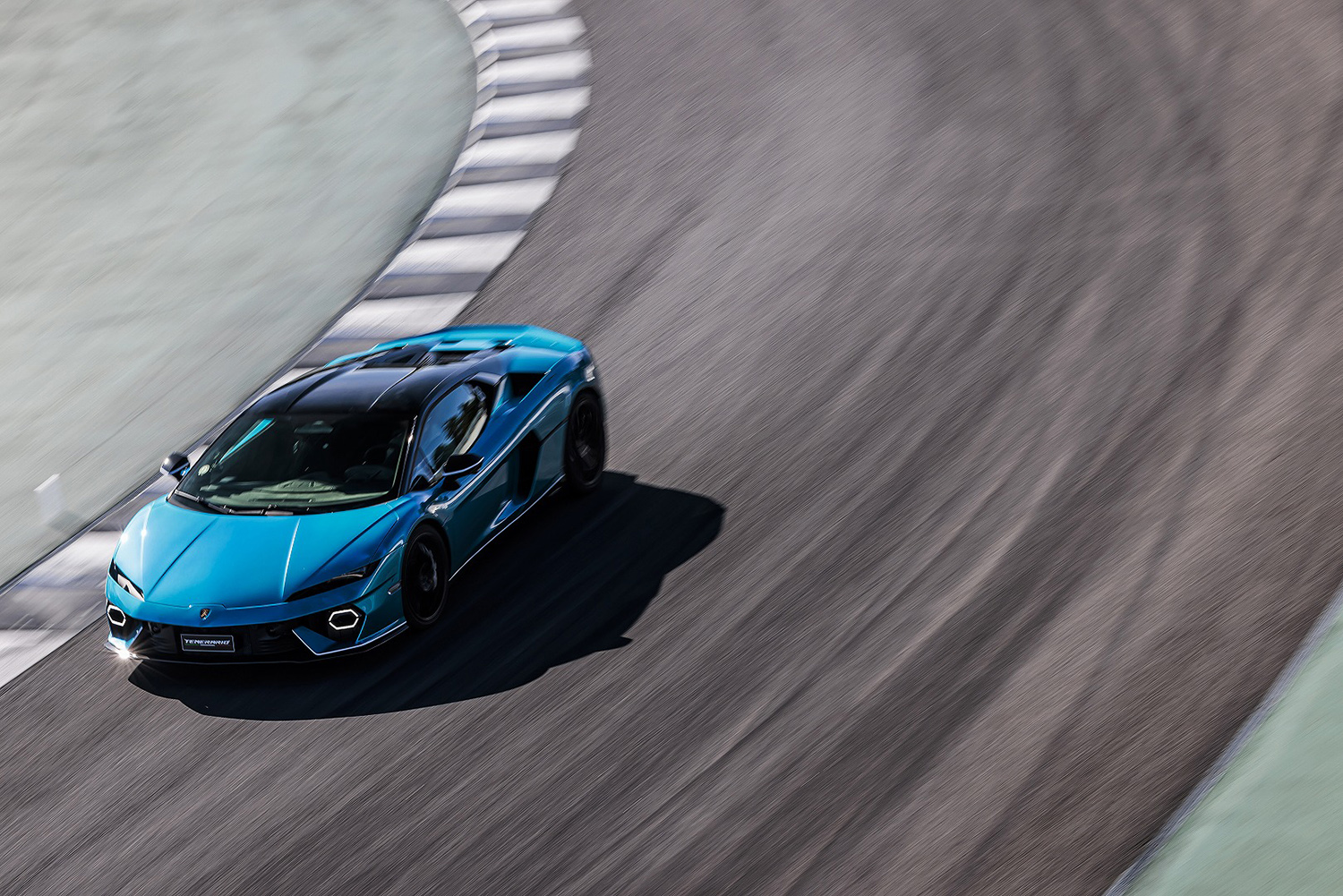 ランボルギーニ・テメラリオを桂　伸一が試した 〜 画像17