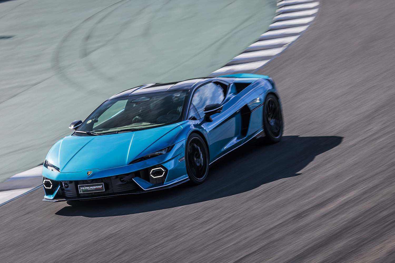 ランボルギーニ・テメラリオを桂　伸一が試した 〜 画像19